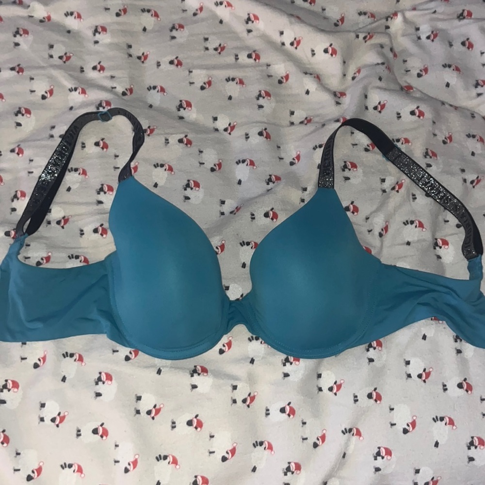 Victoria’s Secret Lightly Lined Bra